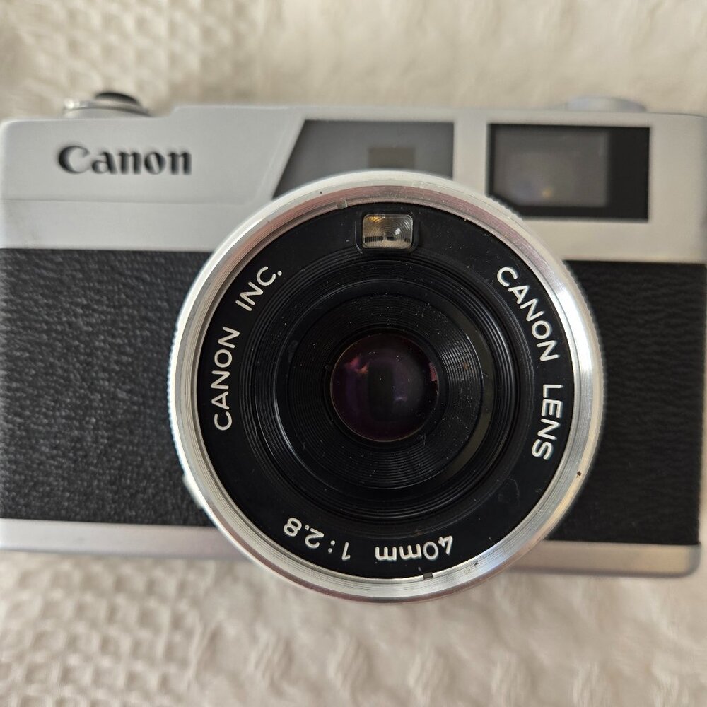 COME GET IT BEFORE IT'S GONE Vintage Canon Canonet 35mm Rangefinder Camera